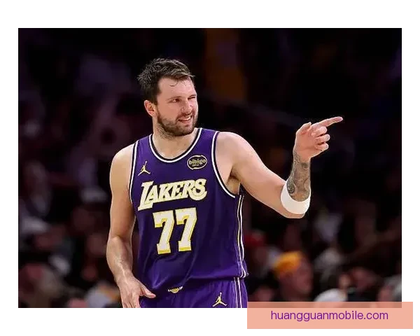 东契奇因16次技犯被禁赛一场 NBA官方宣布罚款26.4万美元
